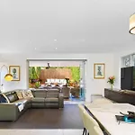 Exquisite Family Home Near Coogee Beach