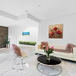Exquisite Family Home Near Coogee Beach